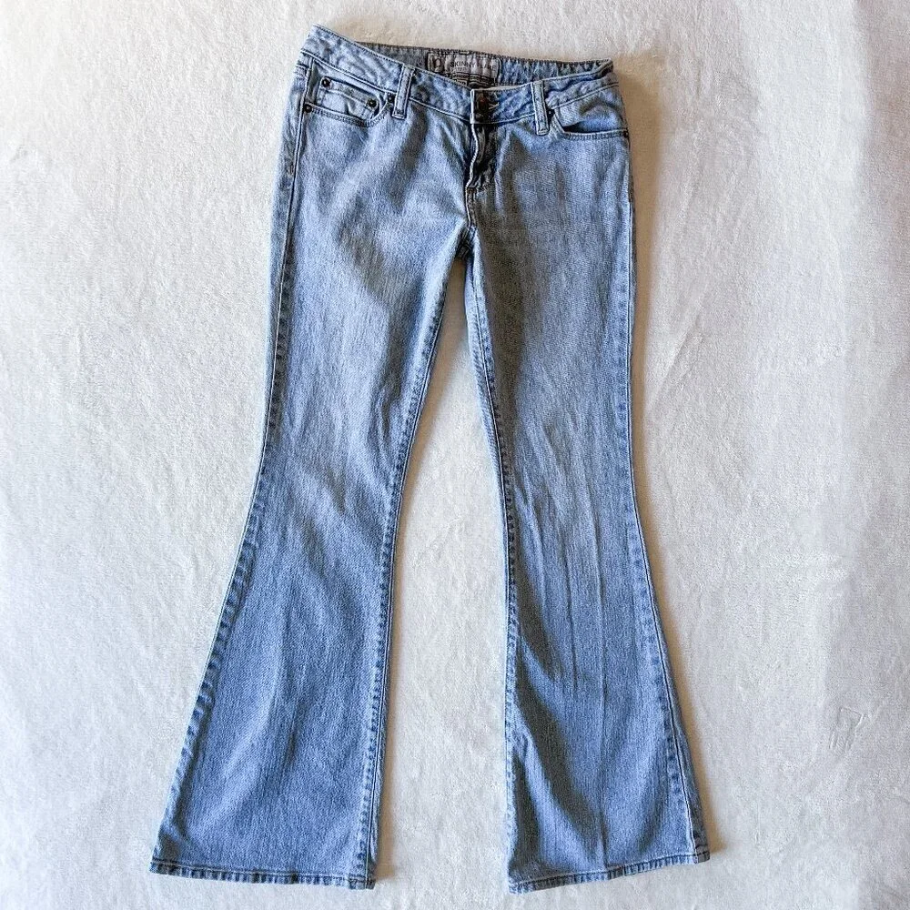 Women's B by Bullhead Pac Sun Jeans | Skinny Flare | Light Wash | Size 7 - Picture 2 of 14
